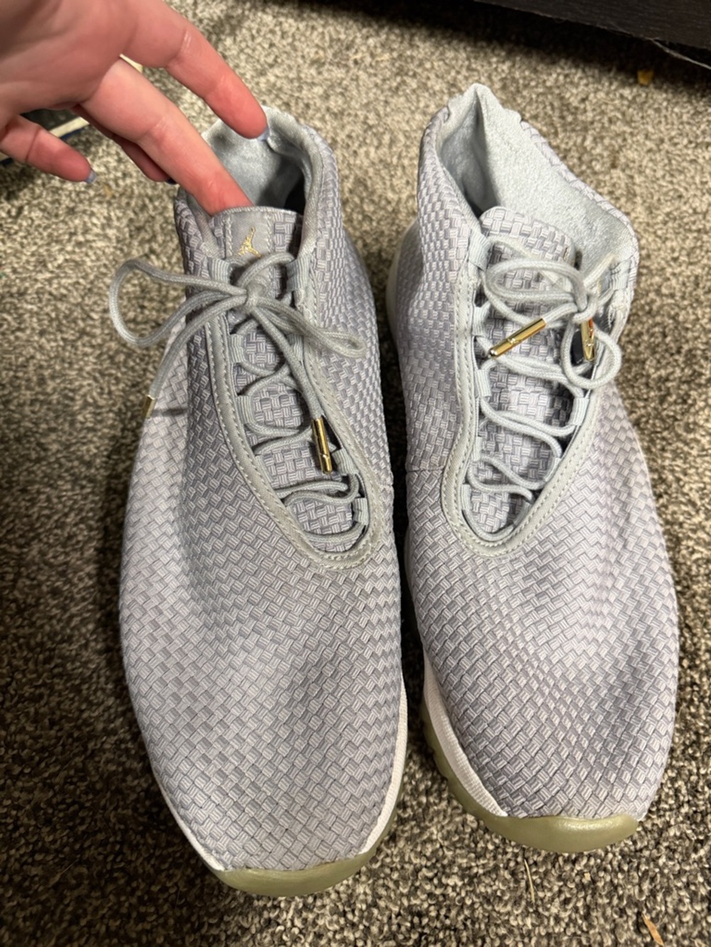 Jordan Men's Athletic Shoes Light Gray with Gold Accents